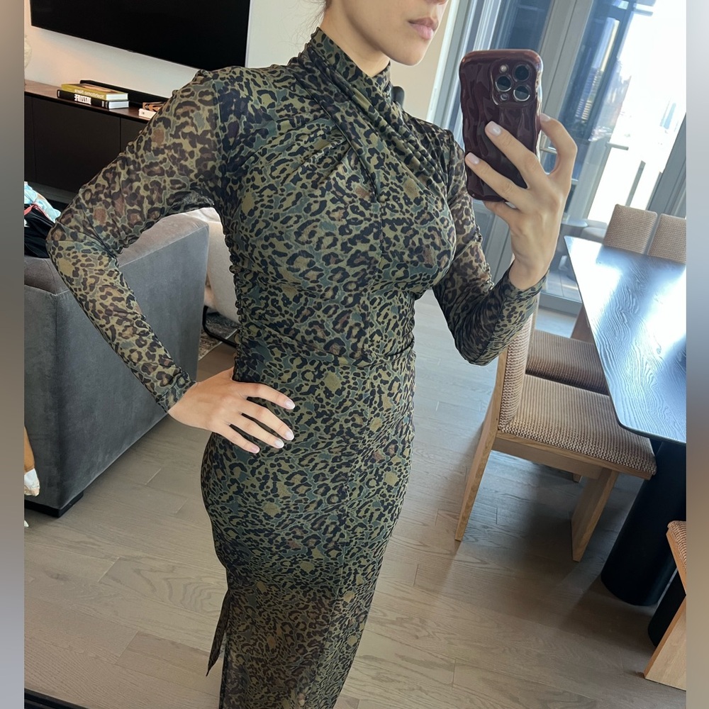 Green Leopard Print Long Sleeve Dress